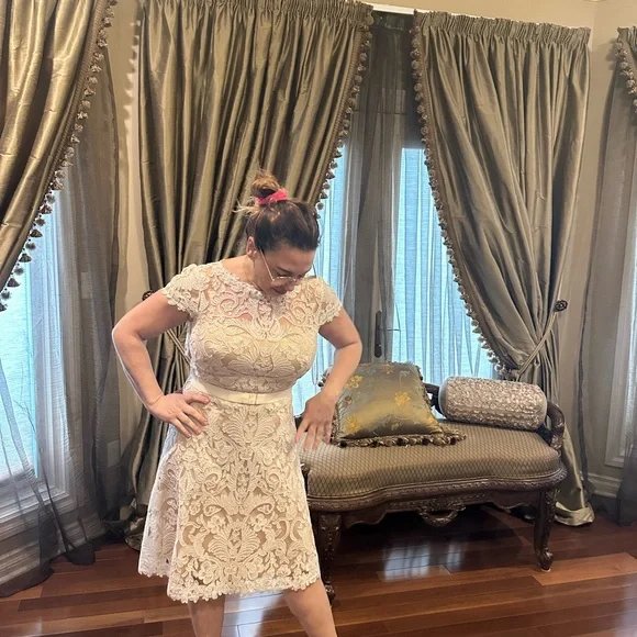 Tadashi Shoji Cream Flutter Sleeve Wedding Dress - Picture 11 of 14